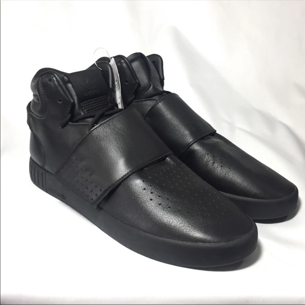 CLEARANCE❗️ADIDAS Faux Leather High Top Sneaker